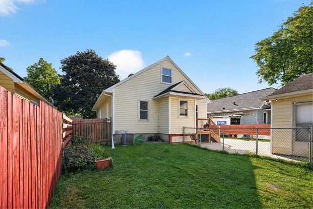 1133 8th Avenue SE, Rochester, MN 55904