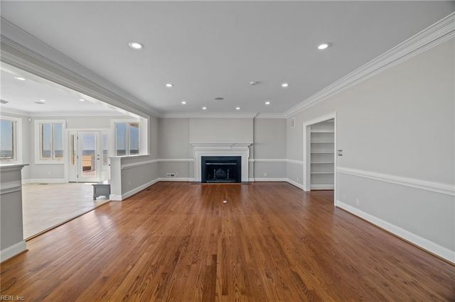 5008 Ocean Front AVE, Virginia Beach, VA 23451