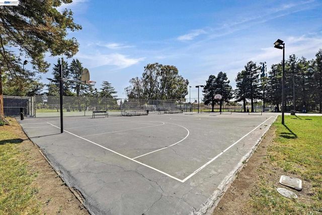1029 Cheryl Ann Cir 67, Hayward, CA 94544