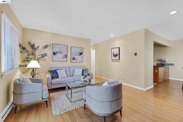 1029 Cheryl Ann Cir 67, Hayward, CA 94544