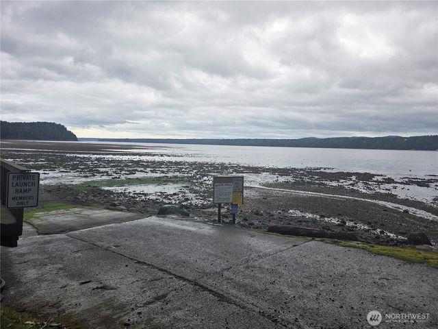 10 Creek Court, Brinnon, WA 98320