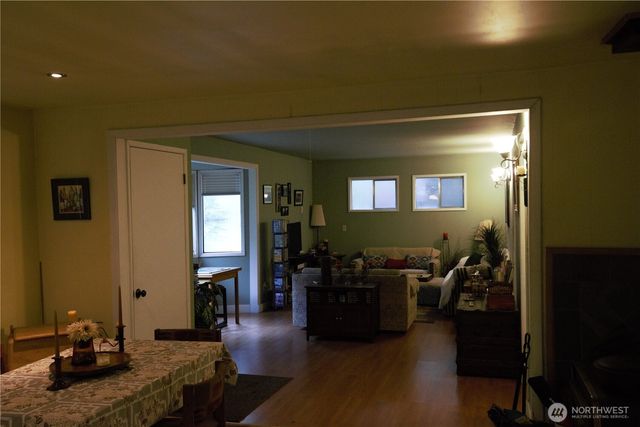 10 Creek Court, Brinnon, WA 98320