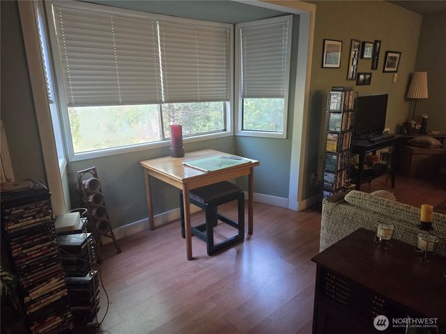 10 Creek Court, Brinnon, WA 98320