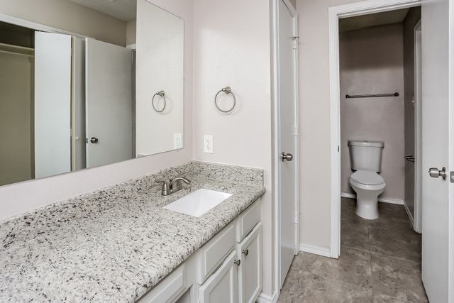 1400 Thackery Drive, Arlington, TX 76018