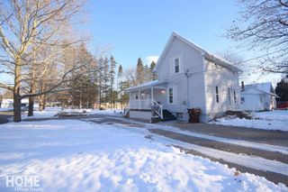 724 N Dewey Street, Owosso, MI 48867