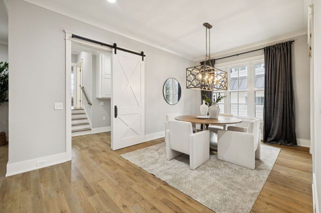 421 Glen West Dr, Nashville, TN 37215