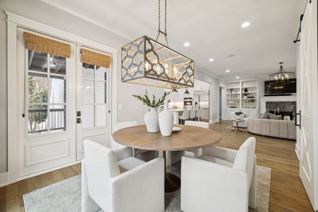 421 Glen West Dr, Nashville, TN 37215