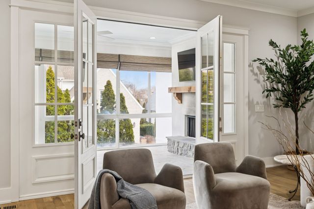 421 Glen West Dr, Nashville, TN 37215