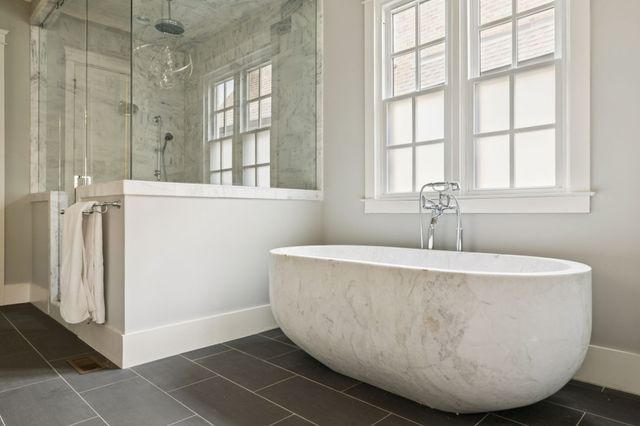 421 Glen West Dr, Nashville, TN 37215