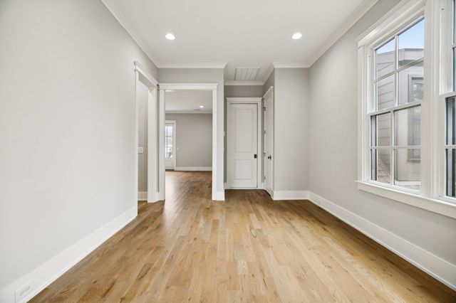 421 Glen West Dr, Nashville, TN 37215