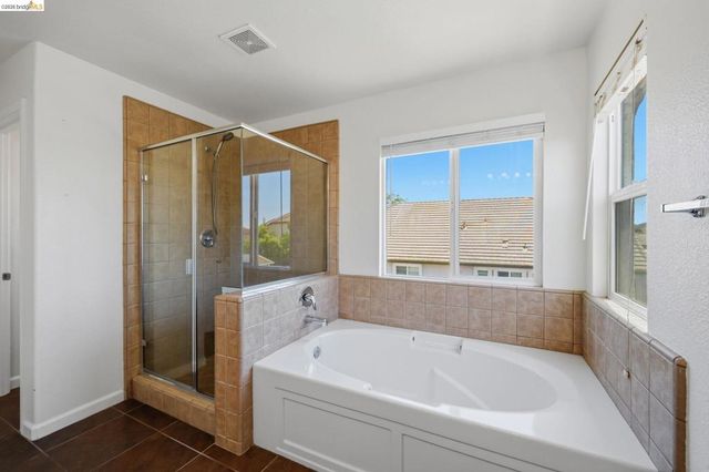74 Vella Cir, Oakley, CA 94561