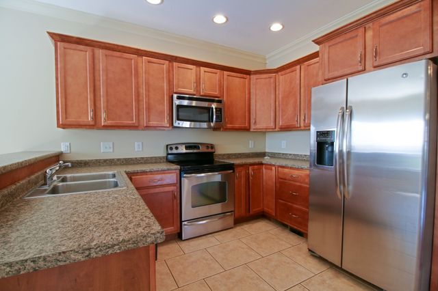 3695 Prestwicke Place, Adams, TN 37010
