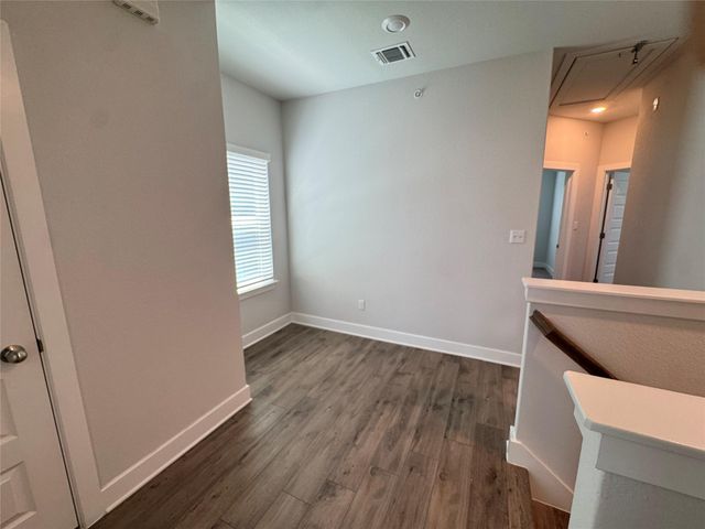 3000 Chisholm Trail RD 20, Round Rock, TX 78681