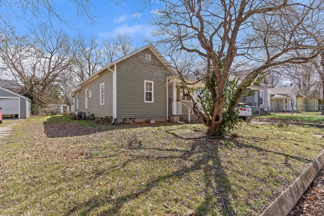 900 S Missouri Avenue, Springfield, MO 65806