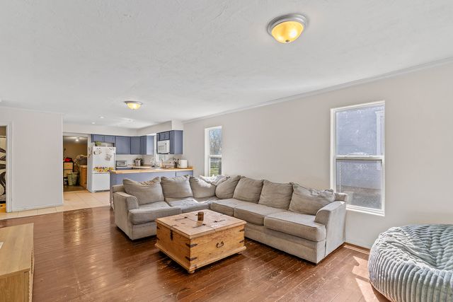 900 S Missouri Avenue, Springfield, MO 65806