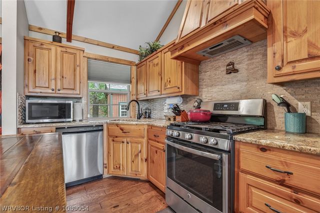 2511 Lakeside Drive, Greenwood, AR 72936