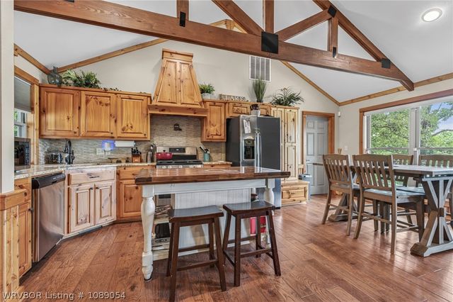 2511 Lakeside Drive, Greenwood, AR 72936