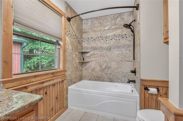 2511 Lakeside Drive, Greenwood, AR 72936