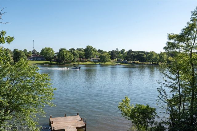 2511 Lakeside Drive, Greenwood, AR 72936