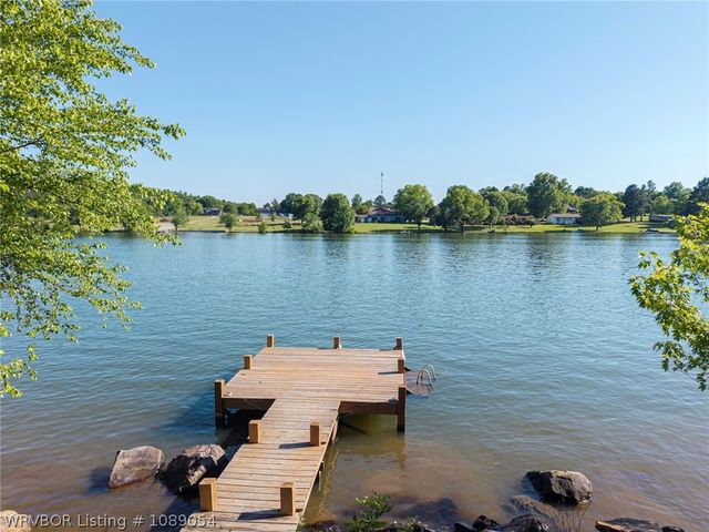 2511 Lakeside Drive, Greenwood, AR 72936
