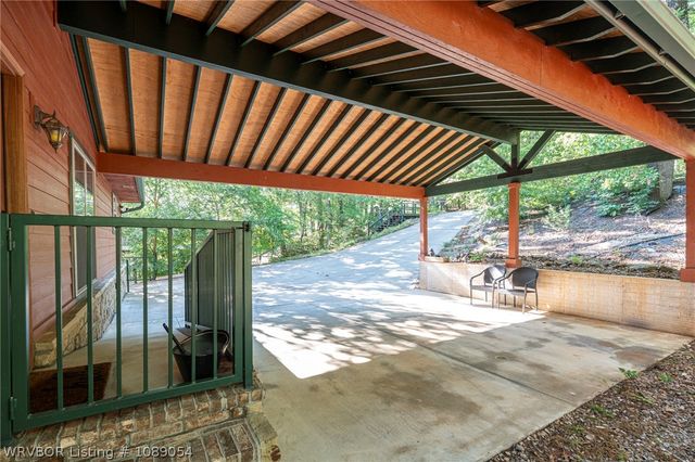 2511 Lakeside Drive, Greenwood, AR 72936