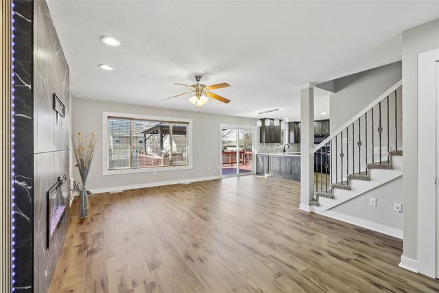 5928 NW 50th Street, Johnston, IA 50131