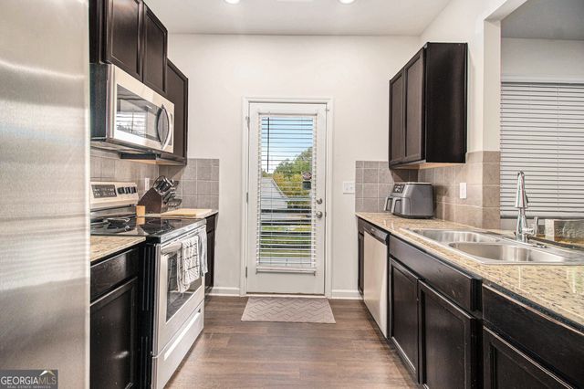 5642 Union Pointe Drive, Union City, GA 30291