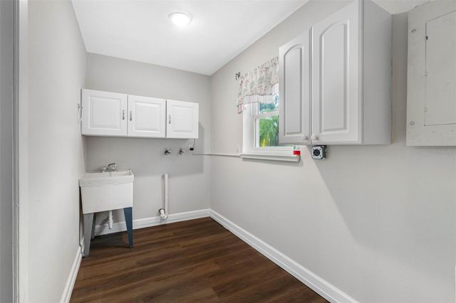 624 ORANGE STREET, Palm Harbor, FL 34683