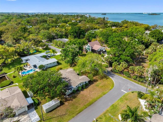 624 ORANGE STREET, Palm Harbor, FL 34683