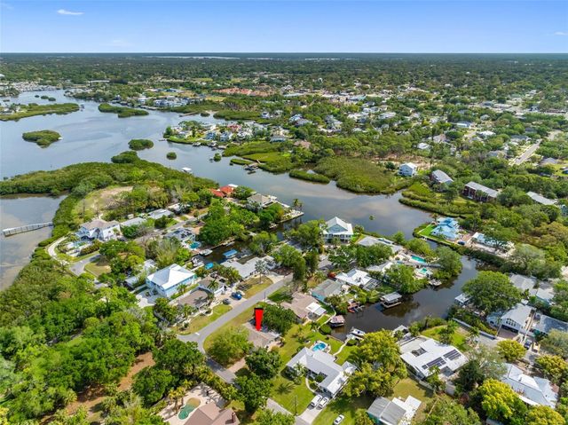 624 ORANGE STREET, Palm Harbor, FL 34683