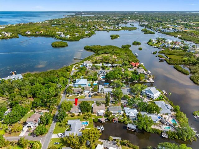 624 ORANGE STREET, Palm Harbor, FL 34683