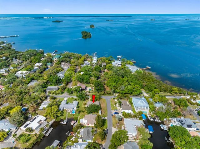 624 ORANGE STREET, Palm Harbor, FL 34683