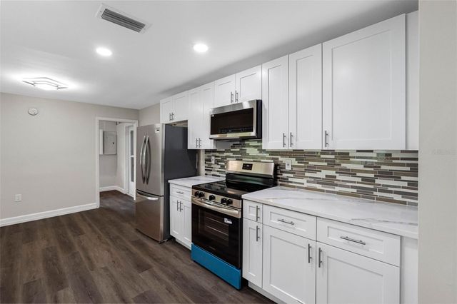 624 ORANGE STREET, Palm Harbor, FL 34683