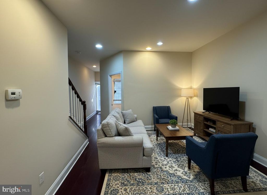 2214 N BOUVIER ST, Philadelphia, PA 19132