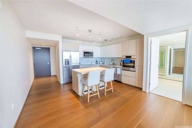 888 Kapiolani Boulevard 3808, Honolulu, HI 96813