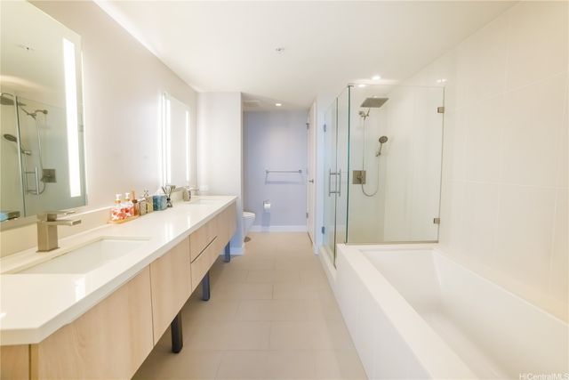 888 Kapiolani Boulevard 3808, Honolulu, HI 96813