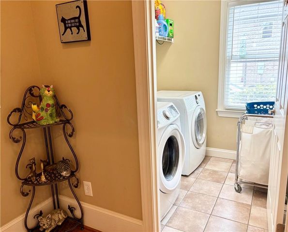 627 Heritage Post Lane, Grayson, GA 30017