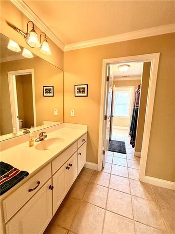 627 Heritage Post Lane, Grayson, GA 30017
