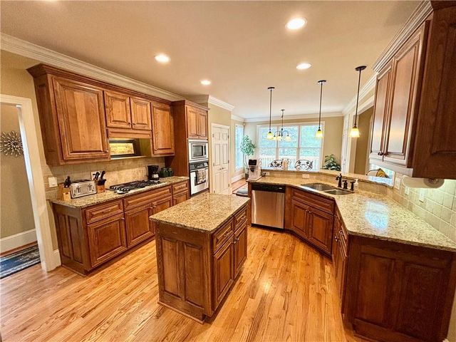 627 Heritage Post Lane, Grayson, GA 30017