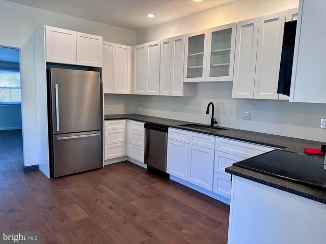 144 NOBLE ST, Kutztown, PA 19530