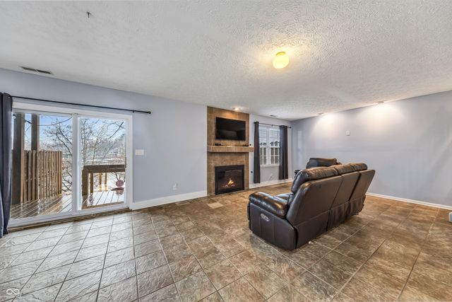 11223 Fonthill Drive, Indianapolis, IN 46236