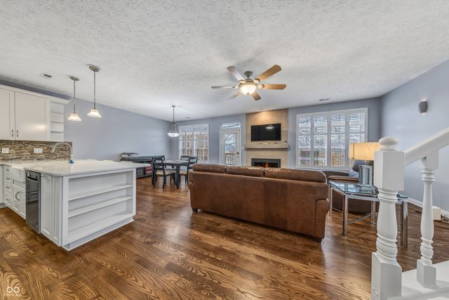 11223 Fonthill Drive, Indianapolis, IN 46236