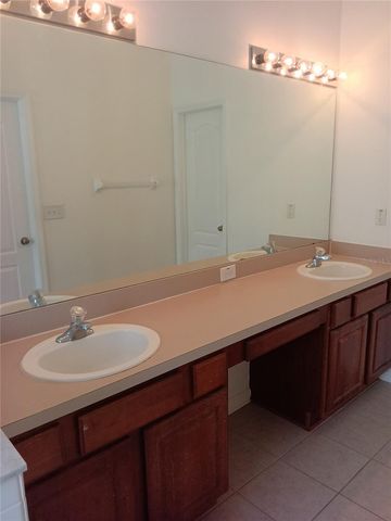 7733 OUTERBRIDGE STREET, Wesley Chapel, FL 33545