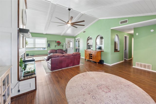 1250 Valencia Lane, Lewisville, TX 75067