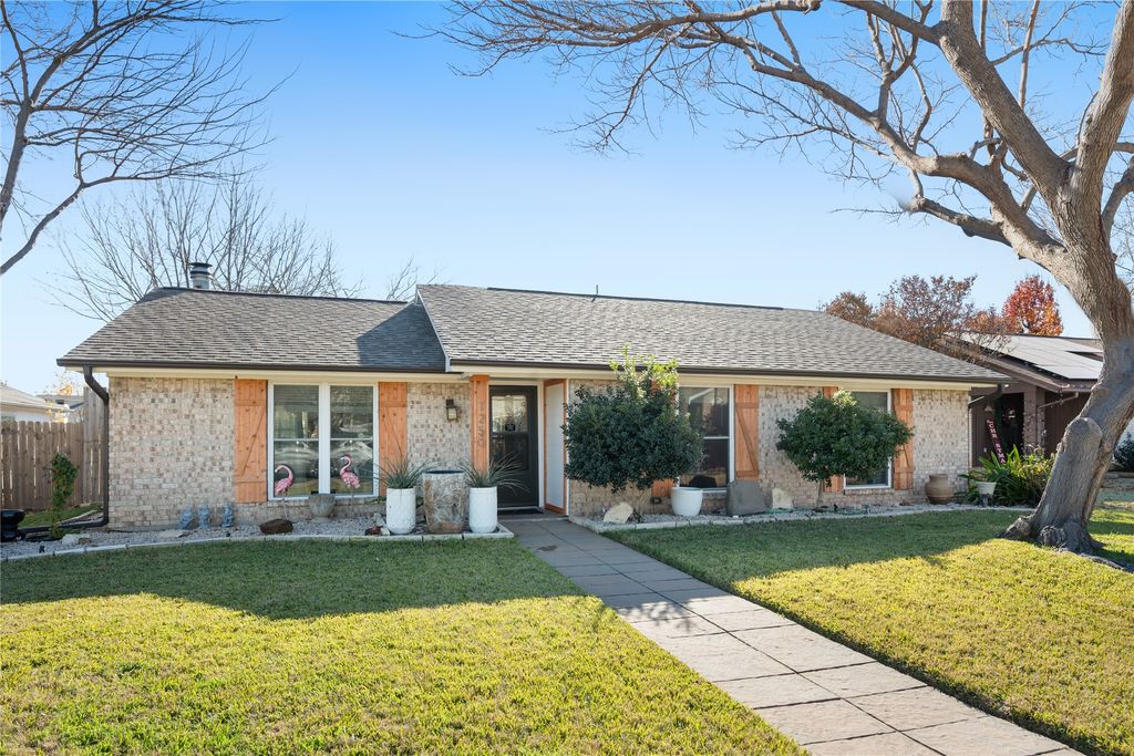 1250 Valencia Lane, Lewisville, TX 75067