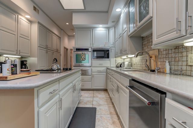 4528 7th Street, Lubbock, TX 79416