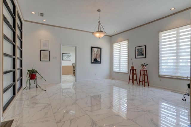 4528 7th Street, Lubbock, TX 79416