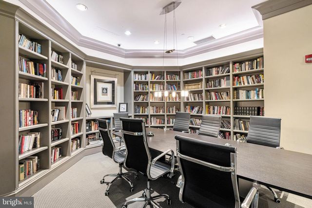 851 N GLEBE RD #1407, Arlington, VA 22203