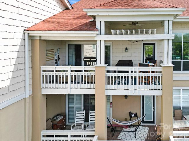 18009 Kings Point Drive F, Cornelius, NC 28031