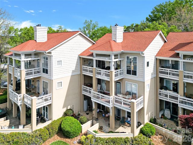 18009 Kings Point Drive F, Cornelius, NC 28031